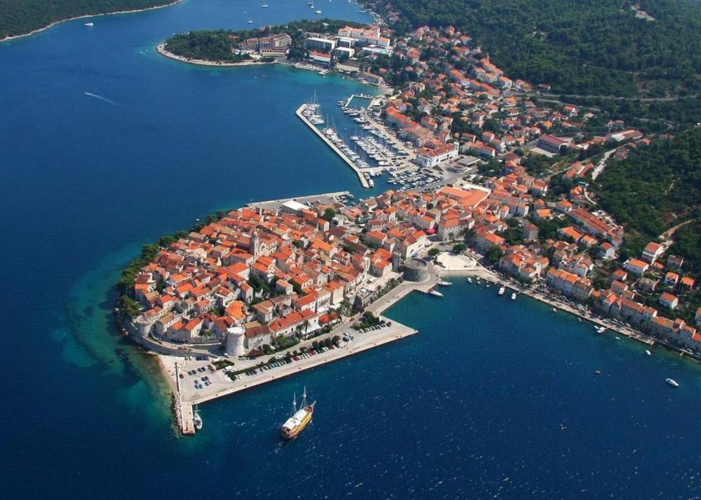 Marilu Apartment Korcula Town Bagian luar foto
